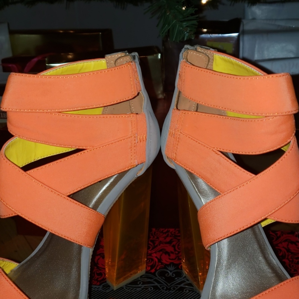 Platform heels. - Picture 7 of 7
